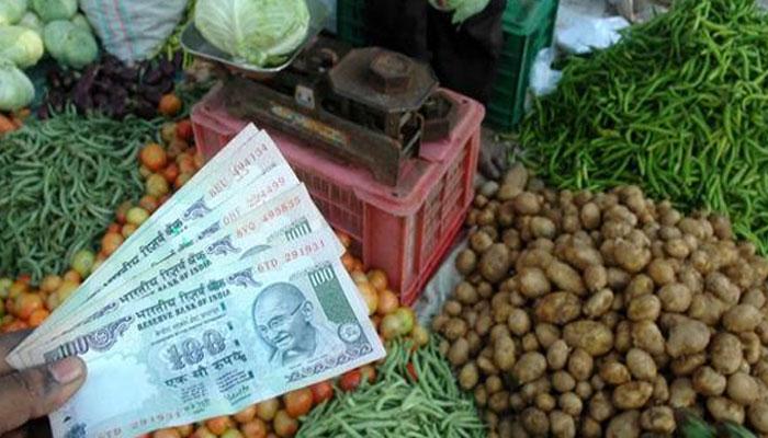 सात महिन्यात गगनाला भिडली महागाई , भाजीपाला दरात वाढ सात महिन्यात गगनाला भिडली महागाई , भाजीपाला दरात वाढ