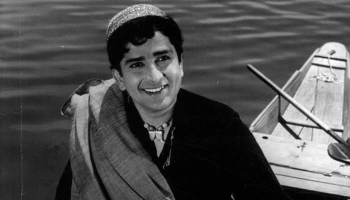 शशी कपूरांच्या निधनाची बातमी करताना बीबीसीने केली 'ही' चूक शशी कपूरांच्या निधनाची बातमी करताना बीबीसीने केली 'ही' चूक