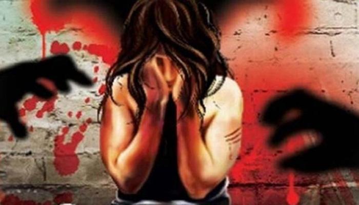 १२ वर्षीय मुलाने ५ वर्षीय मुलीचा केला कथित लैंगिक छळ १२ वर्षीय मुलाने ५ वर्षीय मुलीचा केला कथित लैंगिक छळ