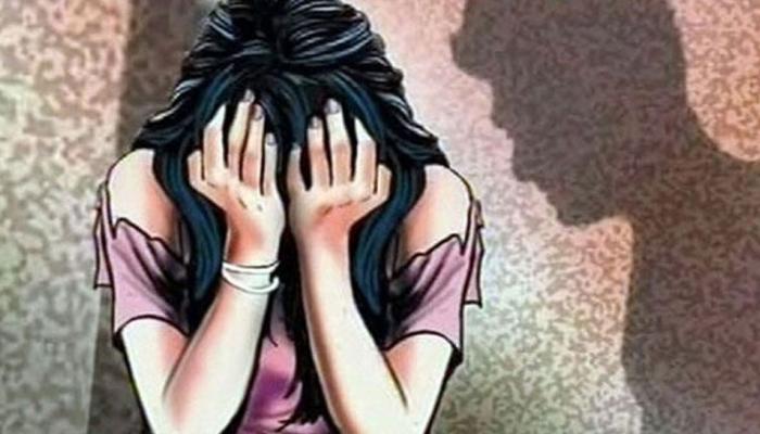 दलित विद्यार्थिनीवर बलात्कार प्रकरणात दोषीला फाशीची शिक्षा दलित विद्यार्थिनीवर बलात्कार प्रकरणात दोषीला फाशीची शिक्षा