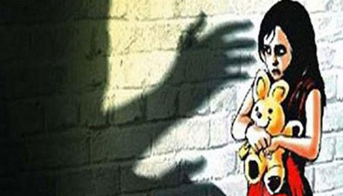 'महिलांना इच्छेविरुद्ध कोणी स्पर्शही करु शकत नाही' 'महिलांना इच्छेविरुद्ध कोणी स्पर्शही करु शकत नाही'