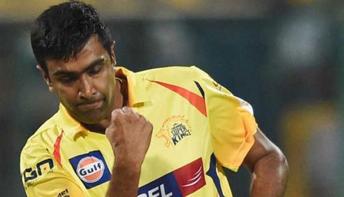 धोनीपासून हिरावला आश्विन, सेहवागची मोठी खेळी धोनीपासून हिरावला आश्विन, सेहवागची मोठी खेळी