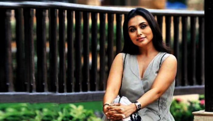 राणी मुखर्जी सिनेमा प्रमोशनसाठी आली आणि शोच्या सेटवरुन ती तडक निघून गेली! राणी मुखर्जी सिनेमा प्रमोशनसाठी आली आणि शोच्या सेटवरुन ती तडक निघून गेली!