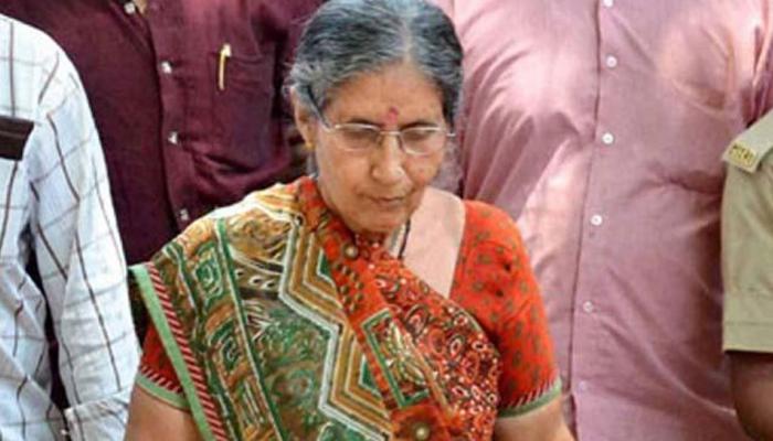 अपघातानंतर पंतप्रधानांच्या पत्नी जशोदाबेन यांची प्रकृती स्थिर अपघातानंतर पंतप्रधानांच्या पत्नी जशोदाबेन यांची प्रकृती स्थिर