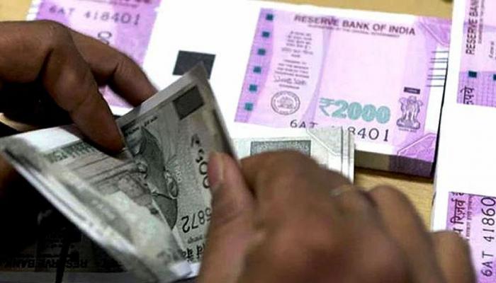 या ५ योजनांमध्ये गुंतवा पैसे, घरबसल्या व्हा मालामाल! या ५ योजनांमध्ये गुंतवा पैसे, घरबसल्या व्हा मालामाल!