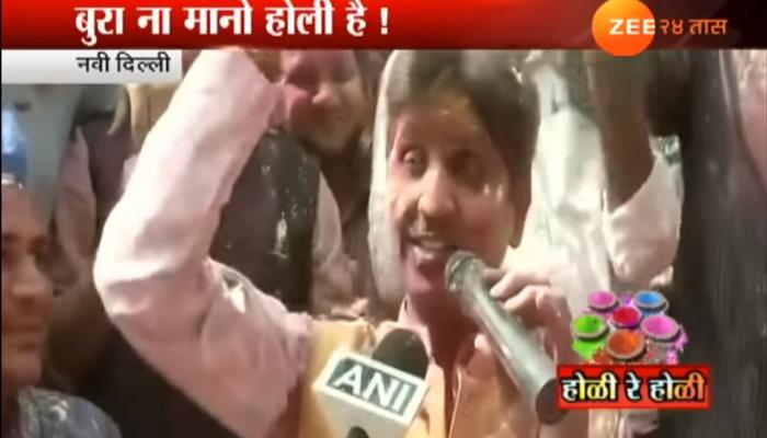 VIDEO : 'जोगीरा... साराराराsss' म्हणत कुमार विश्वासांचे शब्दबाण! VIDEO : 'जोगीरा... साराराराsss' म्हणत कुमार विश्वासांचे शब्दबाण!