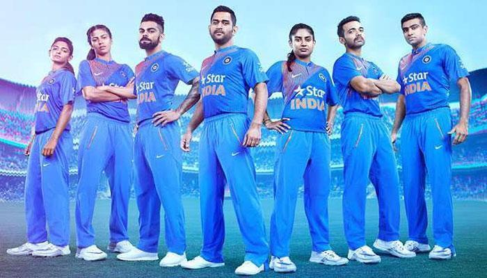 बीसीसीआयचा भेदभाव, महिला टीमला पुरुष टीमच्या सी ग्रेडपेक्षाही कमी पैसा बीसीसीआयचा भेदभाव, महिला टीमला पुरुष टीमच्या सी ग्रेडपेक्षाही कमी पैसा