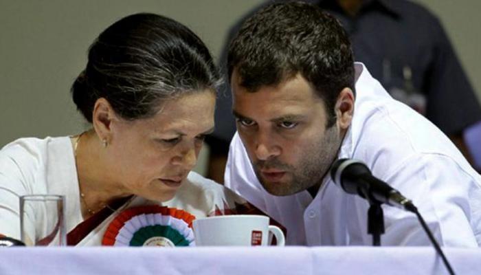 नेहरू गांधी परिवाराबाहेरची व्यक्तिही होऊ शकते काँग्रेस अध्यक्ष: सोनिया गांधी नेहरू गांधी परिवाराबाहेरची व्यक्तिही होऊ शकते काँग्रेस अध्यक्ष: सोनिया गांधी
