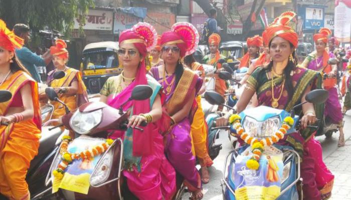 ठाण्यात बाईकस्वार जिजाऊंचा समाज प्रबोधनाचा प्रयत्न ठाण्यात बाईकस्वार जिजाऊंचा समाज प्रबोधनाचा प्रयत्न