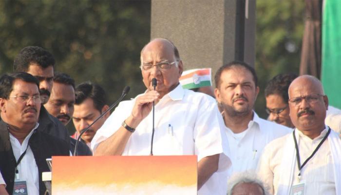 मोठी बातमी, मोदींना शह देण्यासाठी शरद पवारांना काँग्रेसची ऑफर? मोठी बातमी, मोदींना शह देण्यासाठी शरद पवारांना काँग्रेसची ऑफर?