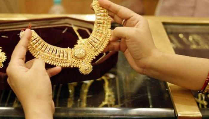 मागणी वाढल्याने सोने, चांदीच्या किंमतीत वाढ मागणी वाढल्याने सोने, चांदीच्या किंमतीत वाढ