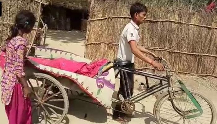 धक्कादायक! नाहीच मिळाली शववाहिका! सायकल रिक्षातून नेले पित्याचे शव धक्कादायक! नाहीच मिळाली शववाहिका! सायकल रिक्षातून नेले पित्याचे शव