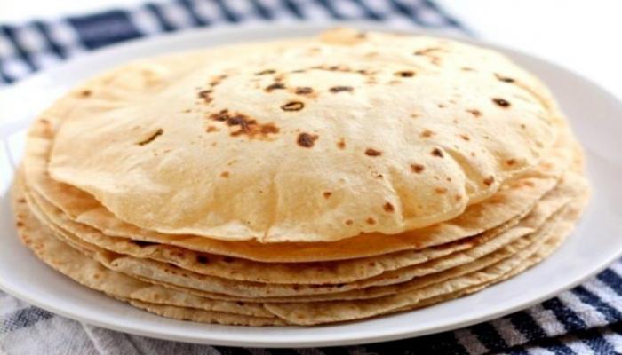 विकृत पती: मोजतो चपातीची गोलाई, पत्नीकडून Excel शीटमध्ये मागतो दिवसाच्या कामाचा रिपोर्ट विकृत पती: मोजतो चपातीची गोलाई, पत्नीकडून Excel शीटमध्ये मागतो दिवसाच्या कामाचा रिपोर्ट