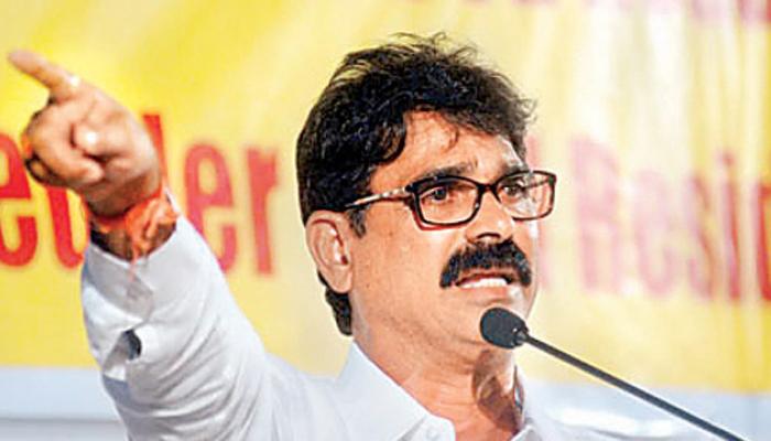 शेतकरी आणि ग्रामीण भागातील प्रश्नाकडे मनसेचं दुर्लक्ष झाल्याची कबुली शेतकरी आणि ग्रामीण भागातील प्रश्नाकडे मनसेचं दुर्लक्ष झाल्याची कबुली
