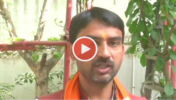 भाजप मंत्र्याच्या मुलाला हिंसा भडकविल्याप्रकरणी पोलिसांनी केली अटक भाजप मंत्र्याच्या मुलाला हिंसा भडकविल्याप्रकरणी पोलिसांनी केली अटक