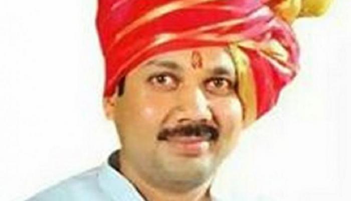 उदयनराजे म्हणतात, टायगर अभी जिंदा है उदयनराजे म्हणतात, टायगर अभी जिंदा है