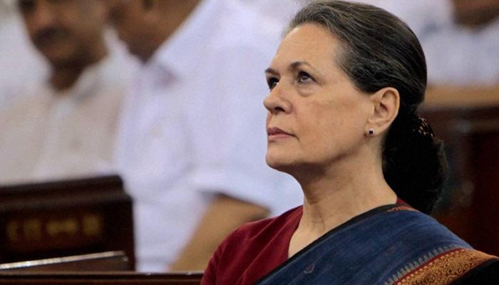 सोनिया गांधींना जबरदस्त धक्का, आमदार-नेत्यांचे राजीनामे सोनिया गांधींना जबरदस्त धक्का, आमदार-नेत्यांचे राजीनामे