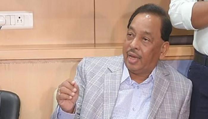 कणकवलीत राणेंचा 'स्वाभिमान' जिंकला, सेना-भाजप युतीला धक्का कणकवलीत राणेंचा 'स्वाभिमान' जिंकला, सेना-भाजप युतीला धक्का