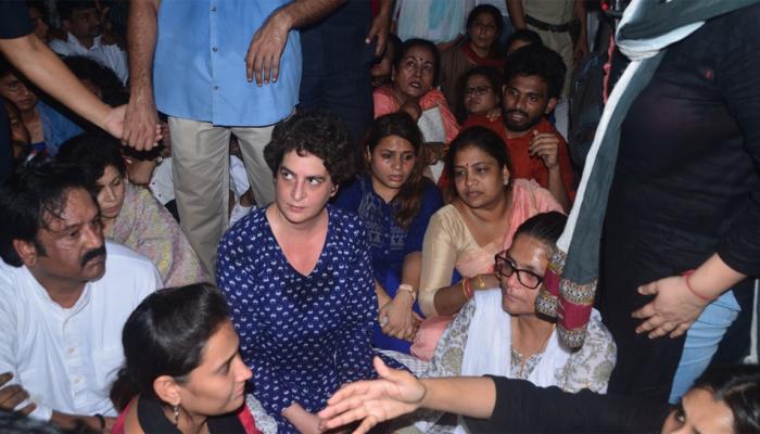 प्रियांका गांधी संतापल्यात, धक्का मारायचा असेल तर घरी जा! प्रियांका गांधी संतापल्यात, धक्का मारायचा असेल तर घरी जा!