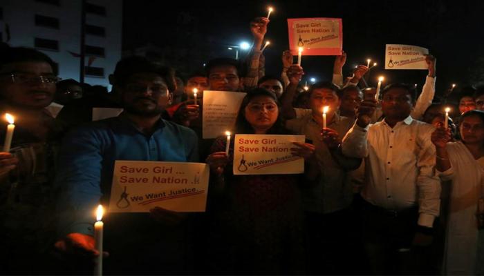 कठुआ गँगरेप : आरोपींच्या विरोधात मिळाला सर्वात मोठा पुरावा कठुआ गँगरेप : आरोपींच्या विरोधात मिळाला सर्वात मोठा पुरावा