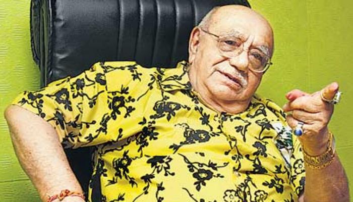 सेलिब्रिटी ज्योतिषाचार्य बेजान दारूवाला यांना ब्रेन स्ट्रोकचा झटका सेलिब्रिटी ज्योतिषाचार्य बेजान दारूवाला यांना ब्रेन स्ट्रोकचा झटका