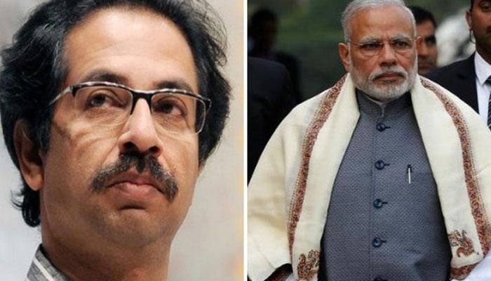 उद्धव ठाकरेंनी ओढली राज ठाकरेंची 'री'! उद्धव ठाकरेंनी ओढली राज ठाकरेंची 'री'!