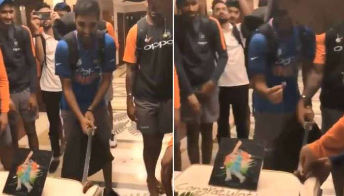 Video: विजयाचा उन्माद? भारतीय खेळाडूनं तलवारीनं केक कापला Video: विजयाचा उन्माद? भारतीय खेळाडूनं तलवारीनं केक कापला